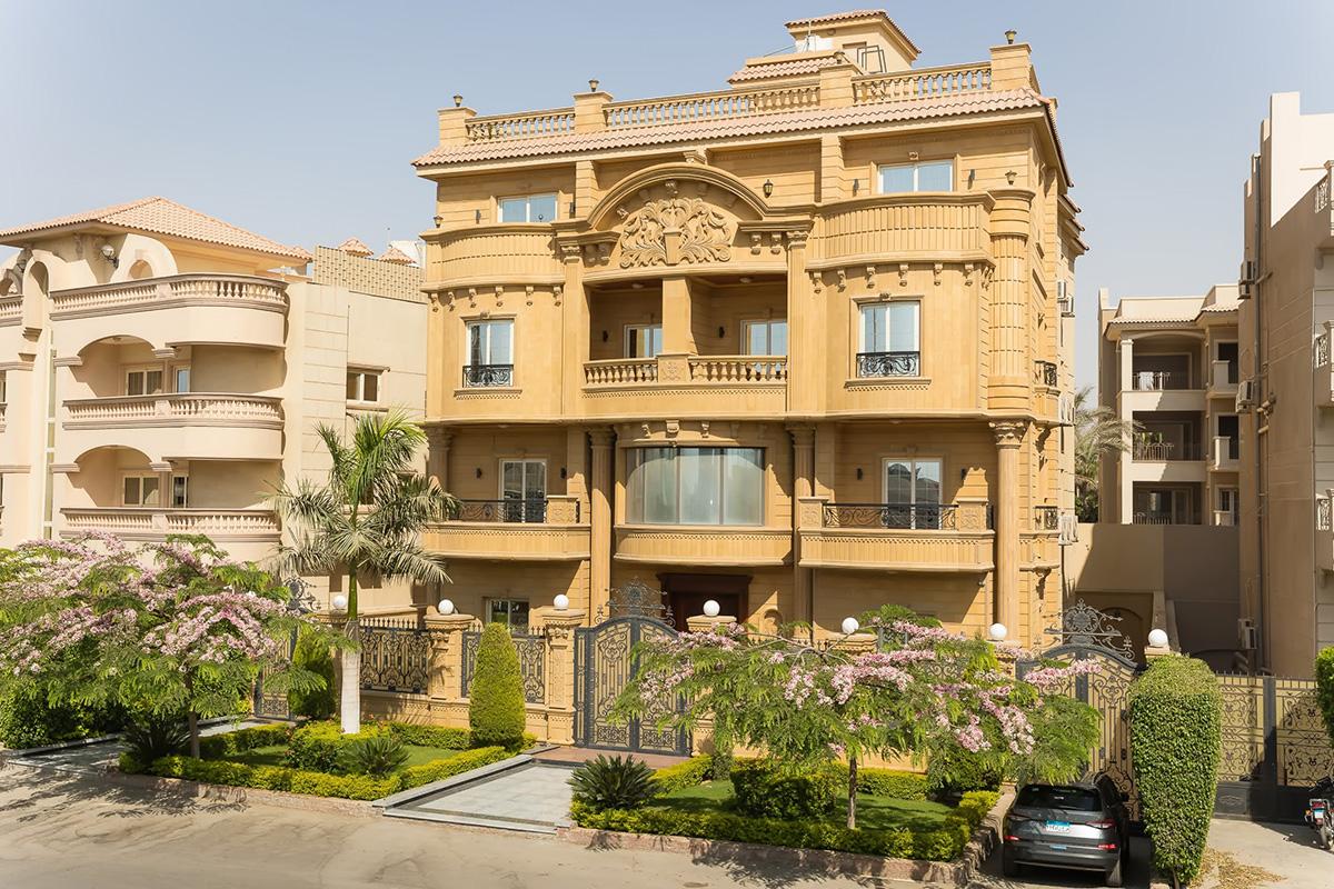 WanderLuxe Villa Residence