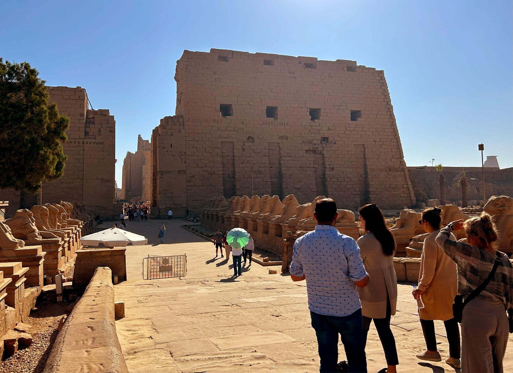 Relaxed travelers at the pyramids